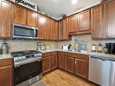 13102 Royal Bell Ct