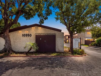 10950 Saticoy St Unit 20