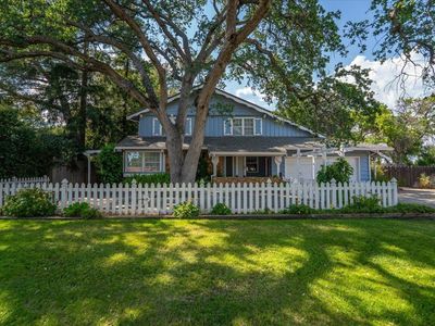 1441 Robinson Dr