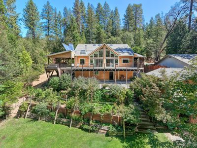 15785 Rainbow Drive