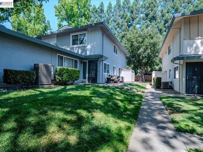 8172 Arroyo Dr APT 3