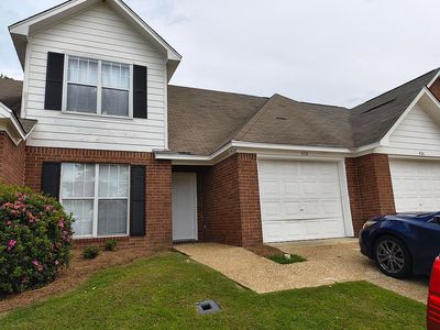 Property at 428 Woodlake Ln, Brandon, MS