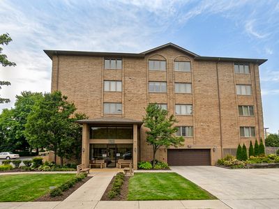 9510 S Kolmar Ave APT 212