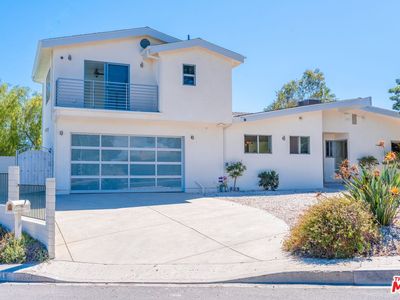 4715 Burgundy Rd