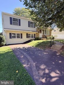 1037 Pross Rd
