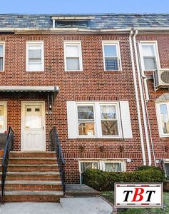 1496 E 32nd St #1