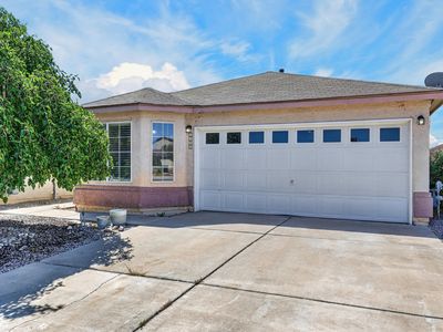 8008 Vista Estrella Ln SW