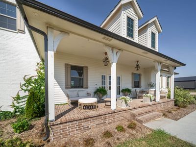 1751 S Bonanza Cir