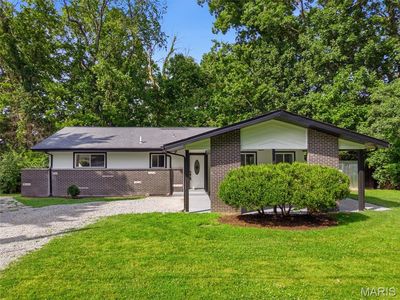 330 Hillwood Dr
