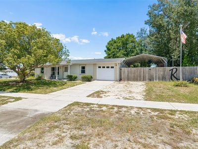 9473 Bayside Ct