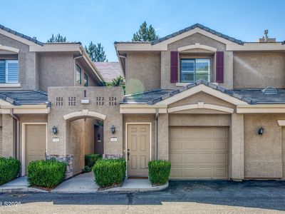 900 S Meadows Pkwy APT 123