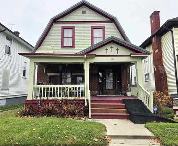323 W Main St