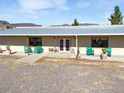 2707 W Highway 90
