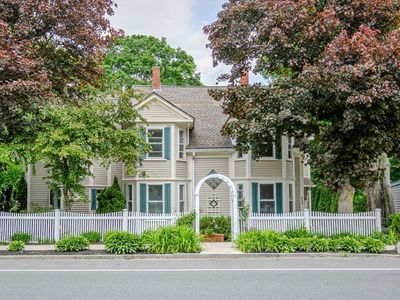438 Merrimac St