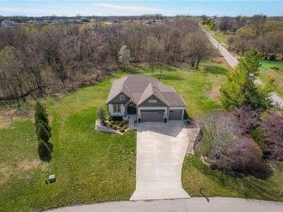 22700 Shadow Glen Dr