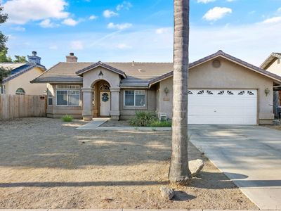 4130 E Meadow Avenue