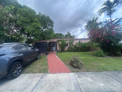 105 NW 122nd St
