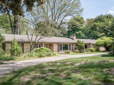 2800 Tewksbury Dr