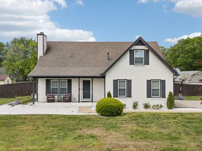 2207 General Kirk Dr