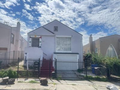2950 68th Ave