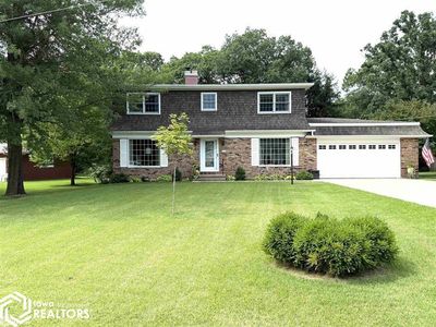 3359 Country Club Ln