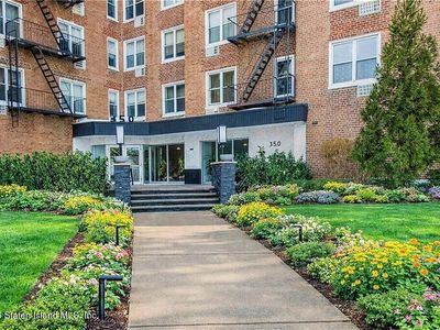 Property at 350 Richmond Ter APT 5L, Staten Island, NY