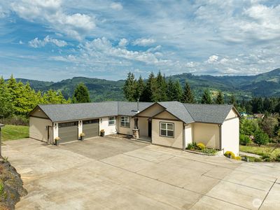 3900 NE 425th Street