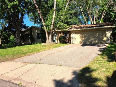 3404 Red Oak Cir N