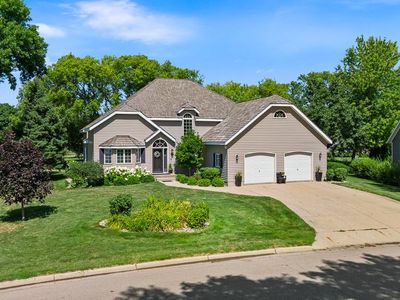 1203 Parkside Dr
