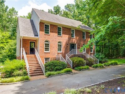 109 Branchview Cir
