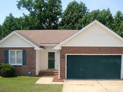 5748 Randleman St