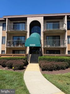 6996 Hanover Pkwy APT 401