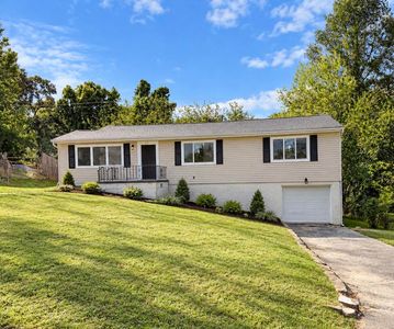 375 Greens Lake Cir
