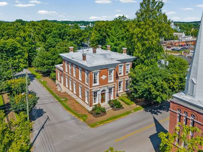 296 S Main St