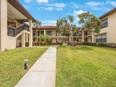 404 Hammock Pine Blvd #404