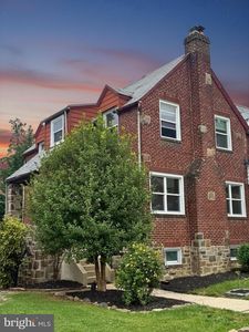 22 Nunnery Ln