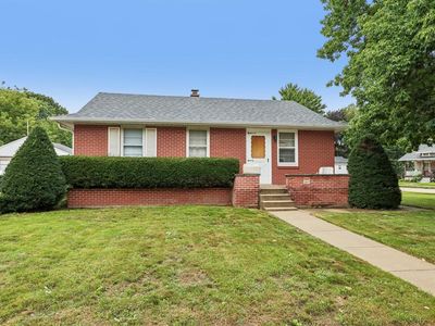 2606 Eisenhower DRIVE