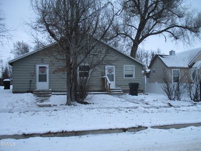 Property at 404-406 E Broadway Rd #W, Williston, ND