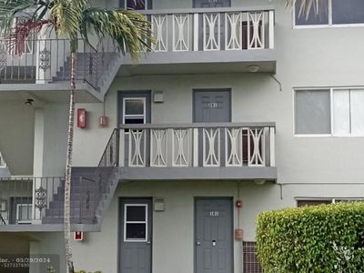 5420 NW 11th St UNIT 201