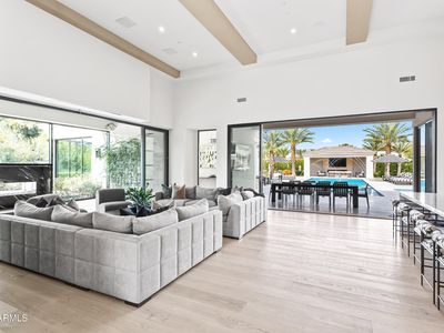 6830 E HUMMINGBIRD Lane