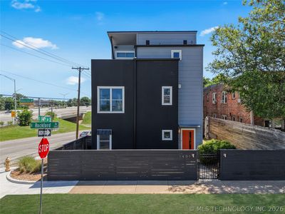 1401 S Rockford Ave
