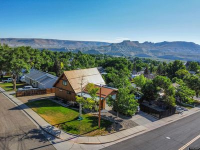 2755 Hitching Post Dr