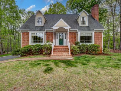 717 Lake Vista Dr