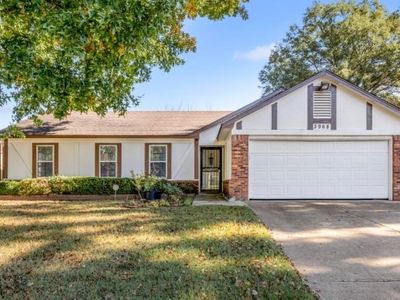 3968 Wandering Way