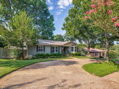 321 Westway Dr