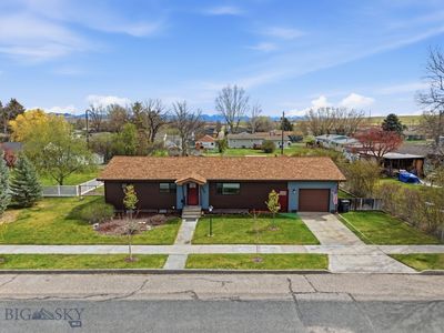 405 4th Ave E