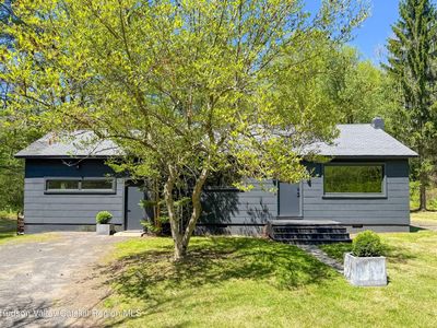 22 Riseley Road