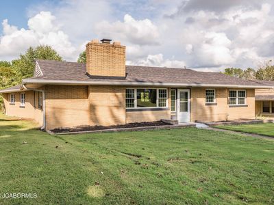 2416 W Main St