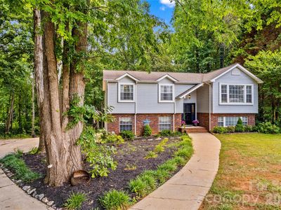 135 Chapel Ct