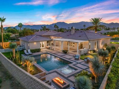 43070 E Parkway Esplanade